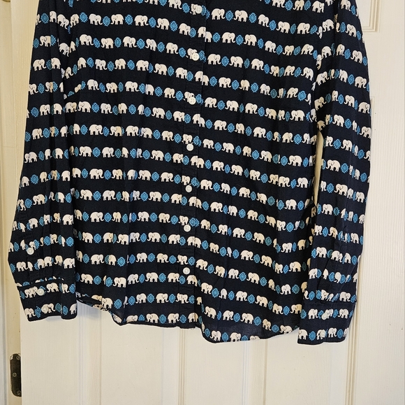 Crown & Ivy Elephant Print button Down Shirt. - Picture 1 of 5